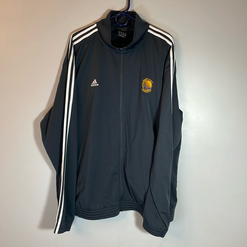 Gray adidas Golden State Warriors team warm up jacket. Made for NBA team.